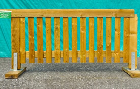 Holzgeländer System GRAMBACH - Höhe 100 cm - Achsabstand 195, 245 oder 295 cm // Oberer Holm 13,5 x 17,5 cm // Unterer Holm 11,5 x 11,5 cm // Steher 13,5 x 13,5 cm // senkrechte Bretter 2,0 x 9,5 cm