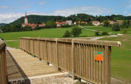 Holzbrücke mit Geländer System RAABA light (4)