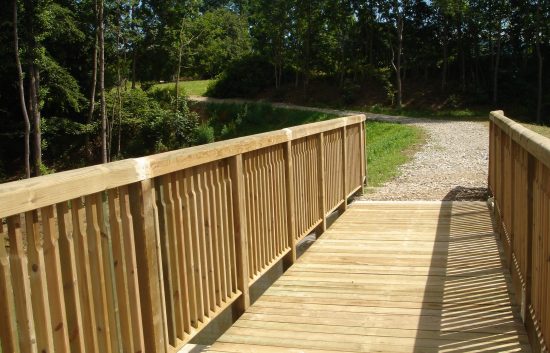 Holzbrücke mit Geländer System RAABA light (3)