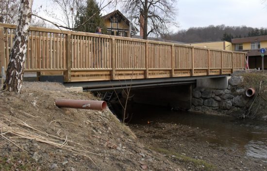 Holzbrücke mit Geländer System RAABA light - BST Gamlitzbach (2)