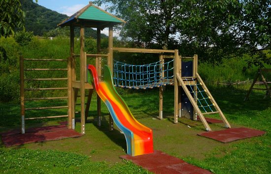 Spielturm Kombi Spatz (1)