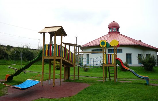 Spielturm Kombi Spatz (3)