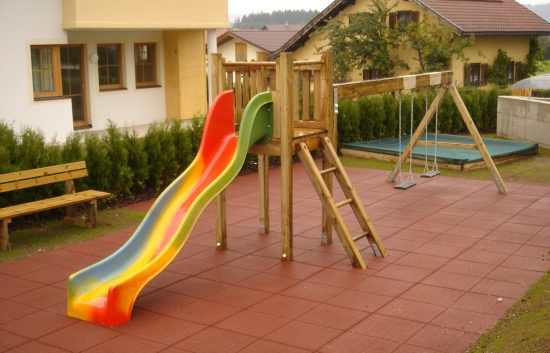 Spielturm Spatz