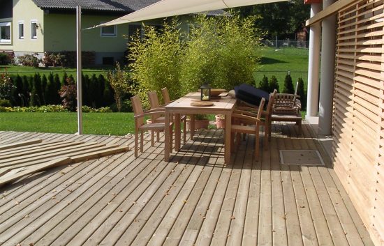 Terrassenböden und Schwimmbadumrandungen aus kesseldruckimprägniertem Kiefernholz (KDI) – Bild 18